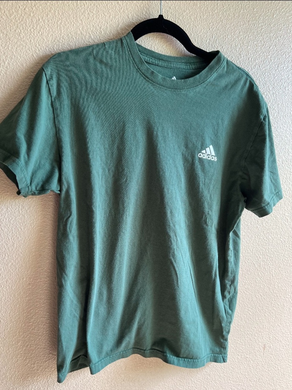 Adidas Golft Olive Green T Shirt size Medium